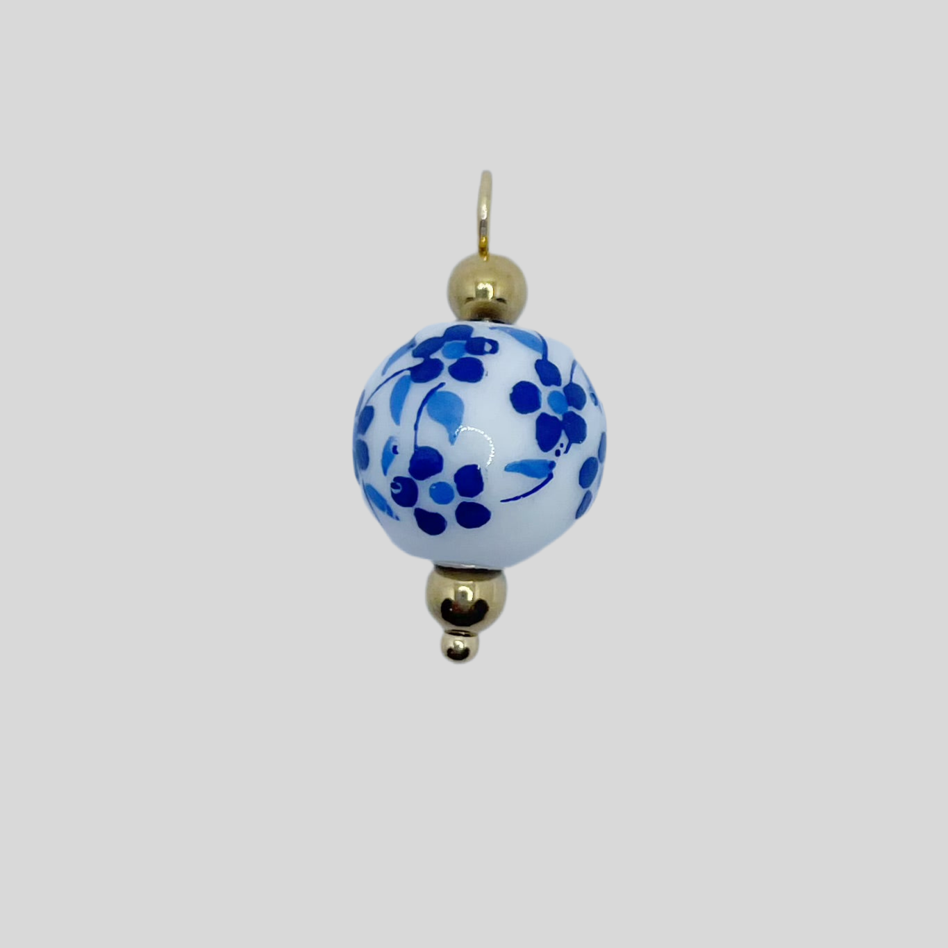 China Blue Flower Charm-Round
